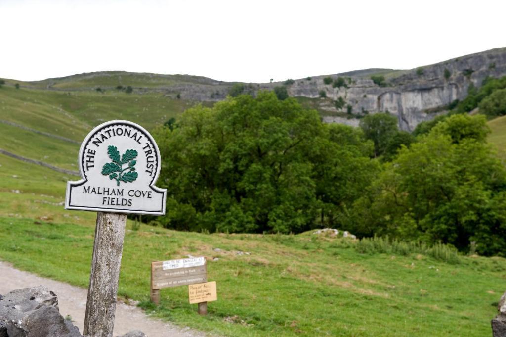 The Buck Inn, Malham Extérieur photo
