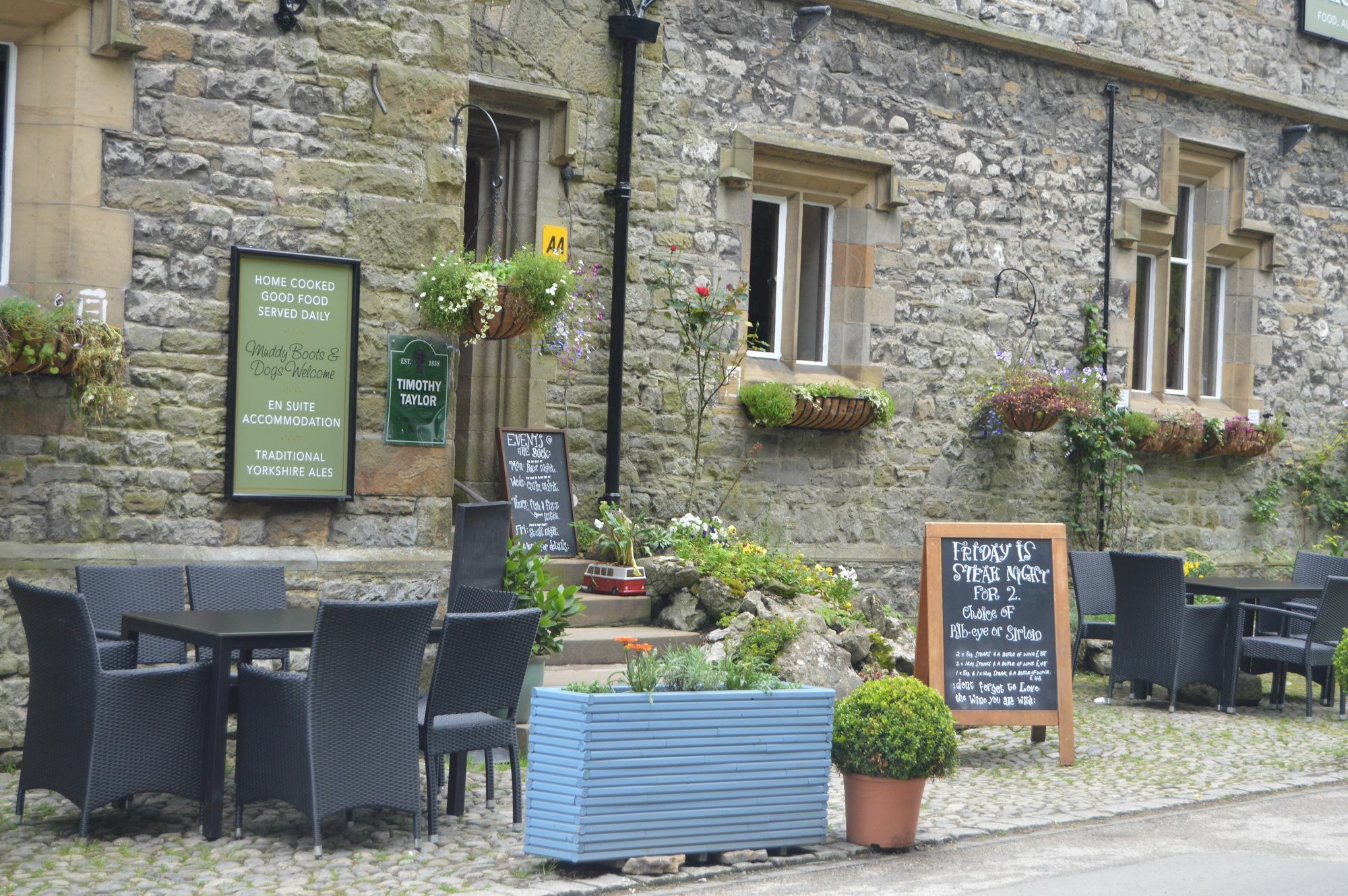 The Buck Inn, Malham Extérieur photo